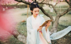 亚洲原创春暖花开